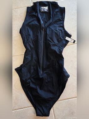 TA3 Sleeveless Surfy One Piece Black Corset Swimsuit Women’s Plus 3X XLong NEW